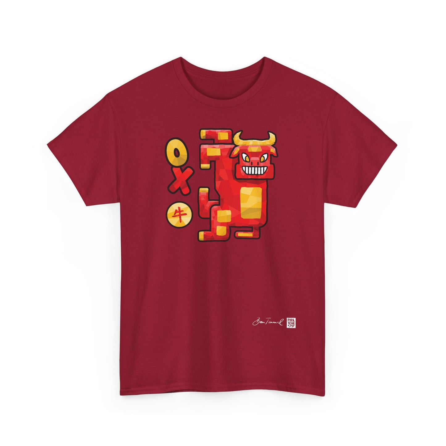Der Ochse. Chinesisches Sternzeichen Ochse. Abstraktes Low-Poly Design. Symbol für Stärke & Ausdauer. Unisex T-Shirt. Bram Tanamal