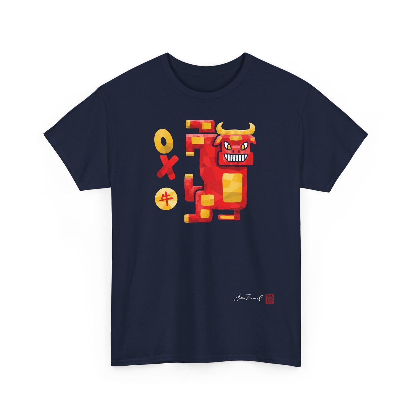 Der Ochse. Chinesisches Sternzeichen Ochse. Abstraktes Low-Poly Design. Symbol für Stärke & Ausdauer. Unisex T-Shirt. Bram Tanamal