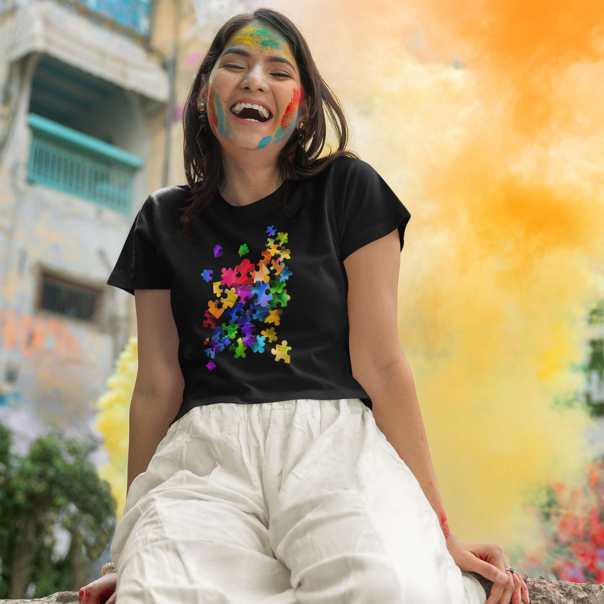 Colorful Unity Tee. Puzzle pieces. Loose women's T-shirt. Black